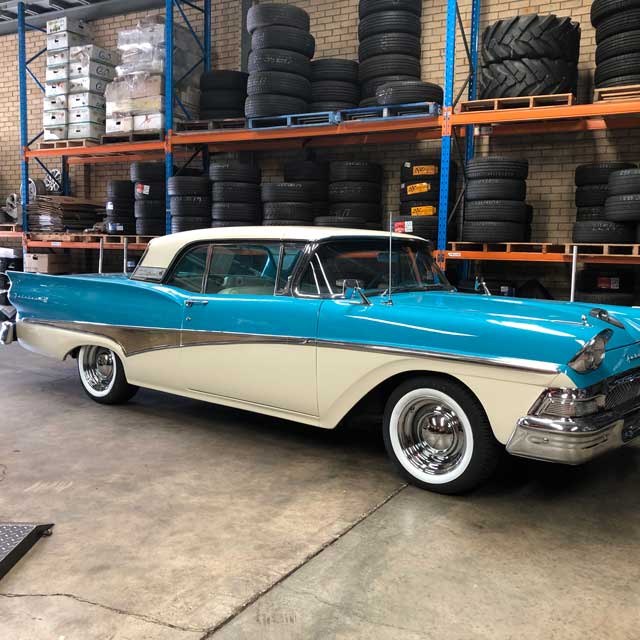 1958-ford-fairlane-skyliner-15in-chr-smoothies-rims-whitewall-porta-tyres-a Classic Vintage car wheels Perth